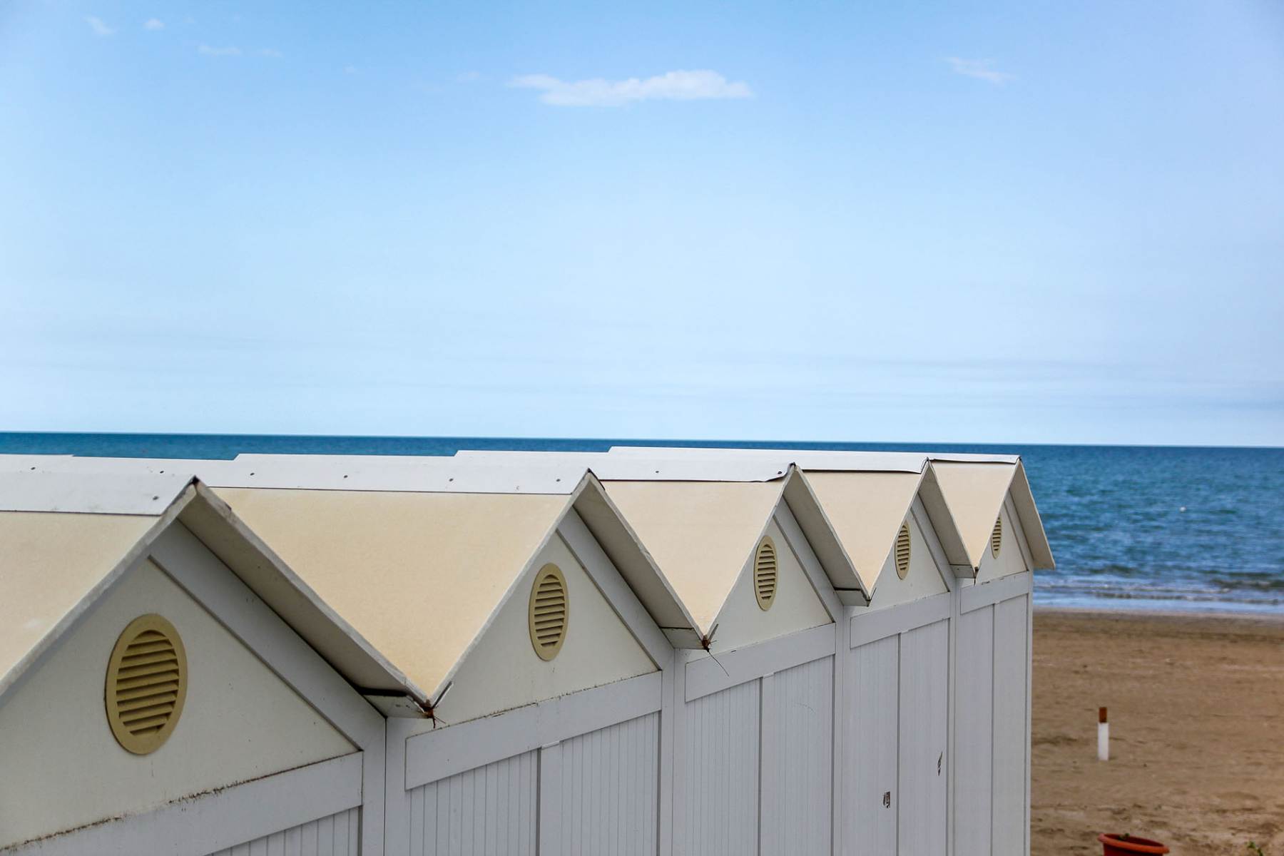 Strand (No. 8)